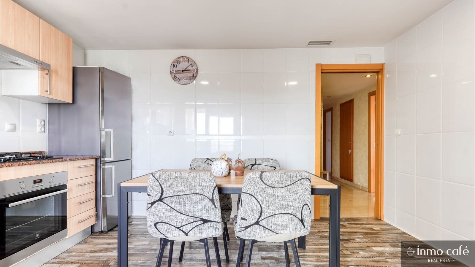 3 sovrum Lägenhet till salu i Alicante stad med pool garage - 310 000 € (Ref: 9626077)