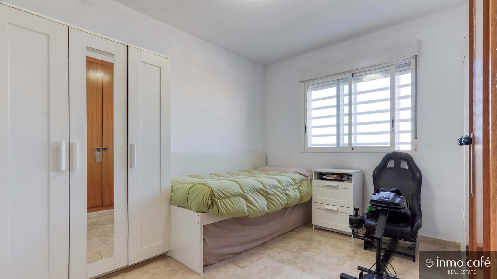 3 sovrum Lägenhet till salu i Alicante stad med pool garage - 310 000 € (Ref: 9626077)