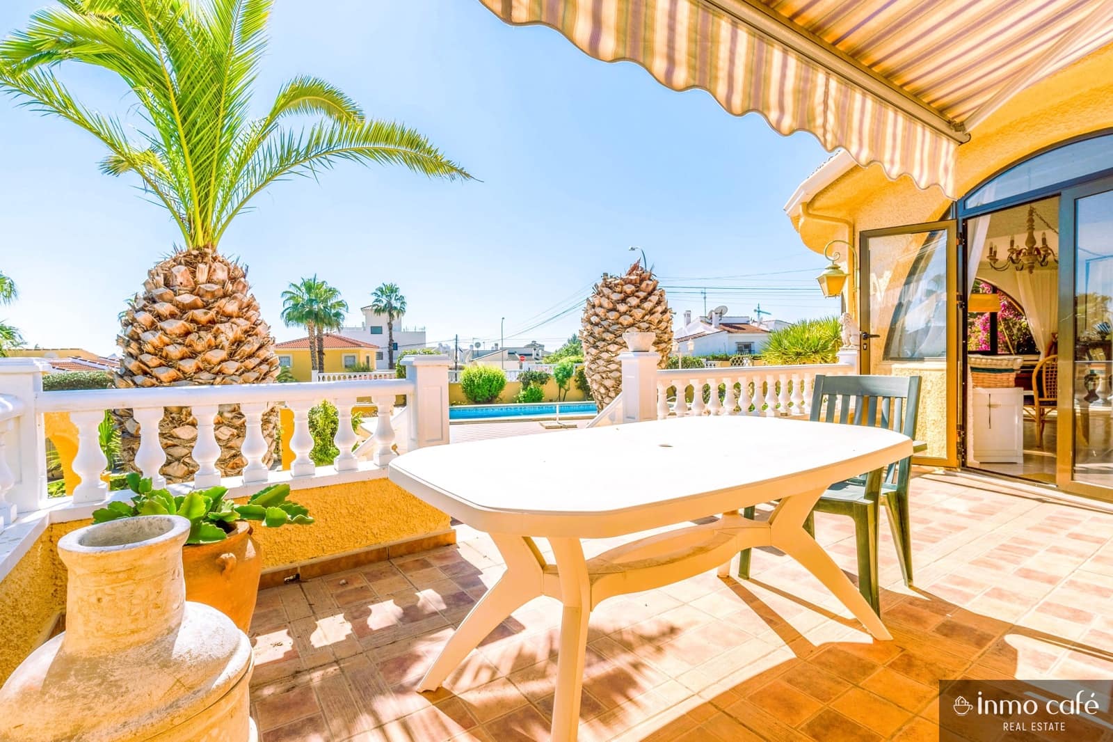 5 makuuhuone Huvila myytävänä paikassa Rojales mukana uima-altaan 
autotalli - 790 000 € (Ref: 9639621)