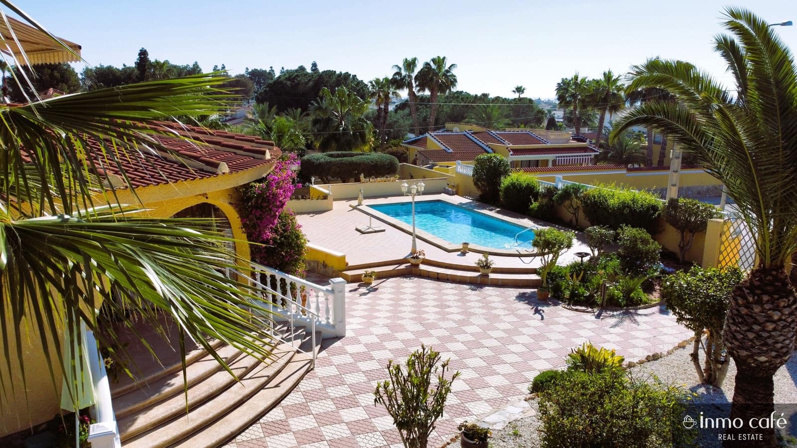 5 makuuhuone Huvila myytävänä paikassa Rojales mukana uima-altaan 
autotalli - 790 000 € (Ref: 9639621)