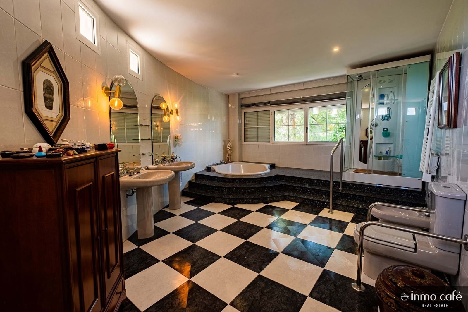 5 slaapkamer Villa te koop in Villena met zwembad garage - € 549.000 (Ref: 9650574)