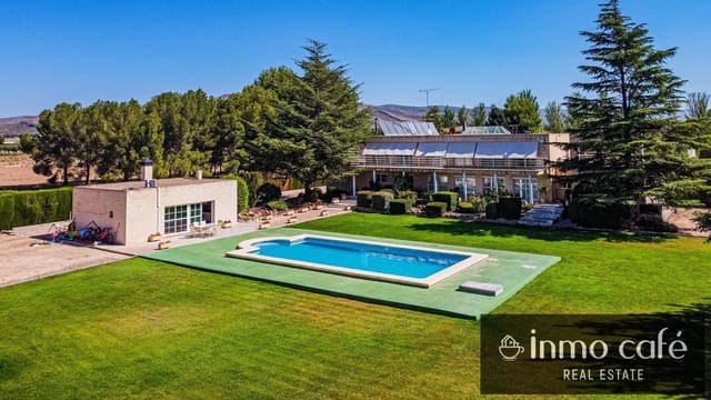 5 chambre Villa/Maison à vendre à Villena avec piscine garage - 549 000 € (Ref: 9650574)