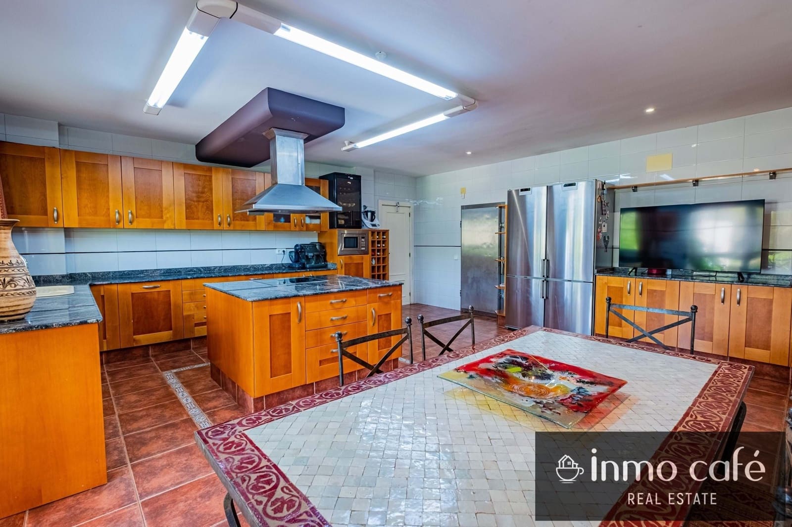 5 bedroom Villa for sale in Villena with pool garage - € 549,000 (Ref: 9650574)