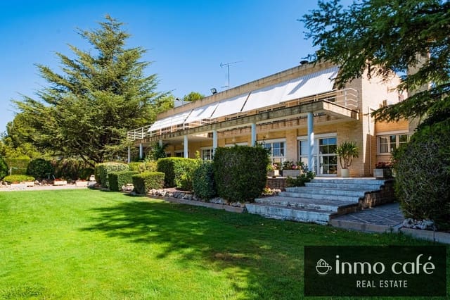 5 chambre Villa/Maison à vendre à Villena avec piscine garage - 549 000 € (Ref: 9650574)