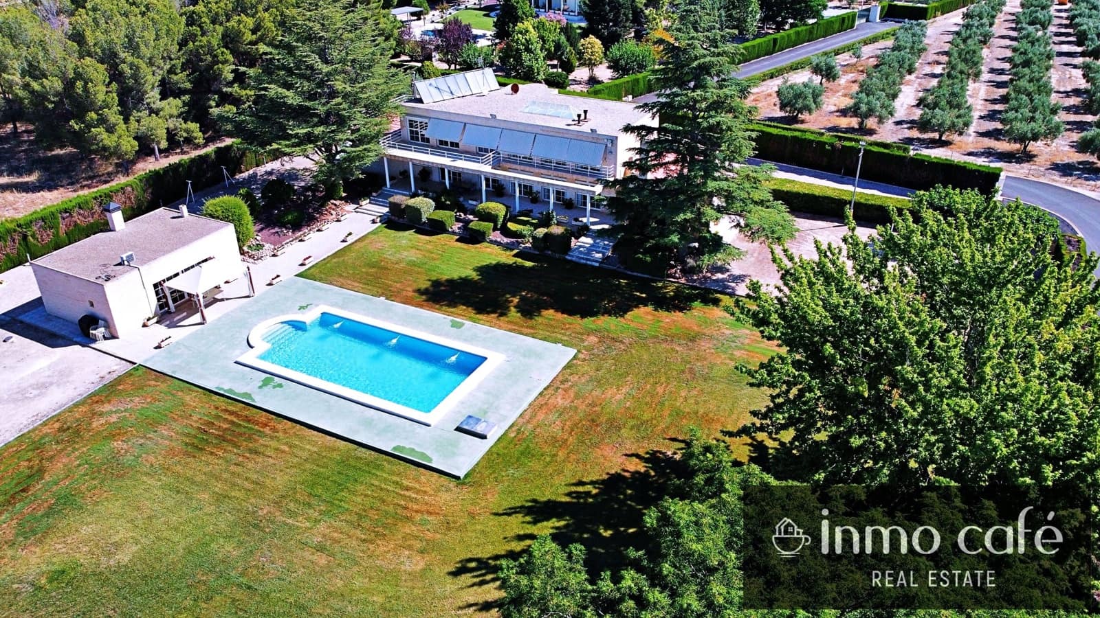 5 bedroom Villa for sale in Villena with pool garage - € 549,000 (Ref: 9650574)