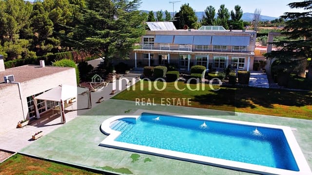 5 bedroom Villa for sale in Villena with pool garage - € 549,000 (Ref: 9650574)