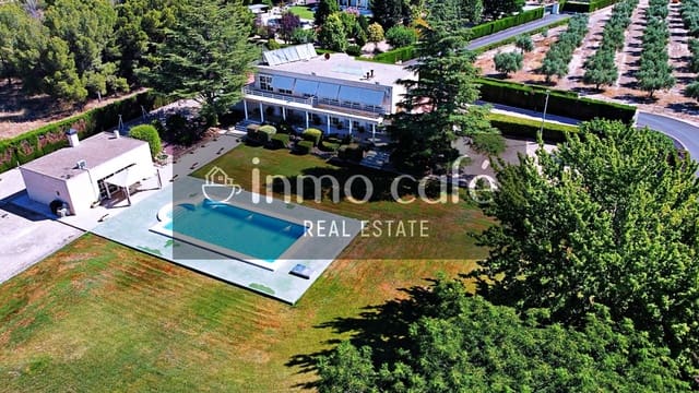 5 bedroom Villa for sale in Villena with pool garage - € 549,000 (Ref: 9650574)