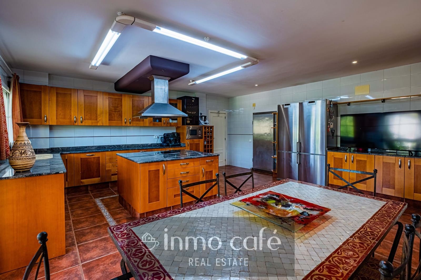 5 bedroom Villa for sale in Villena with pool garage - € 549,000 (Ref: 9650574)