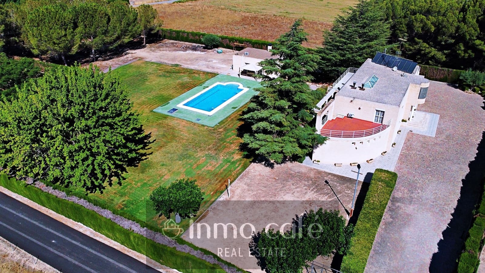 5 bedroom Villa for sale in Villena with pool garage - € 549,000 (Ref: 9650574)
