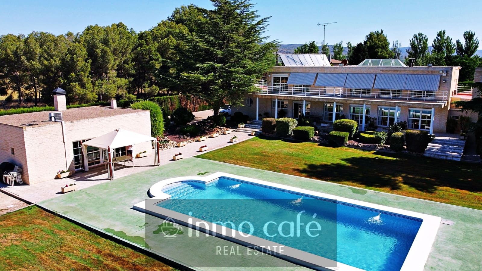 5 bedroom Villa for sale in Villena with pool garage - € 549,000 (Ref: 9650574)