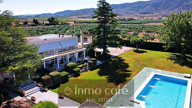 5 quarto Moradia para venda em Villena com piscina garagem - 549 000 € (Ref: 9650574)