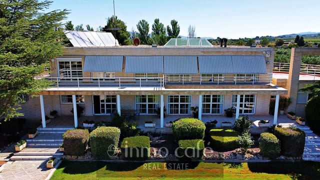 5 quarto Moradia para venda em Villena com piscina garagem - 549 000 € (Ref: 9650574)