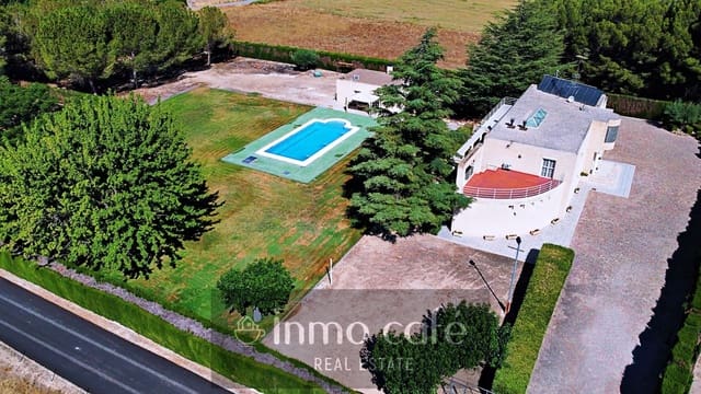 5 quarto Moradia para venda em Villena com piscina garagem - 549 000 € (Ref: 9650574)