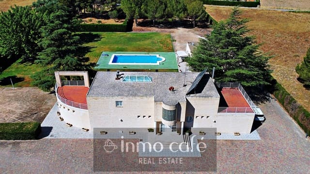5 quarto Moradia para venda em Villena com piscina garagem - 549 000 € (Ref: 9650574)