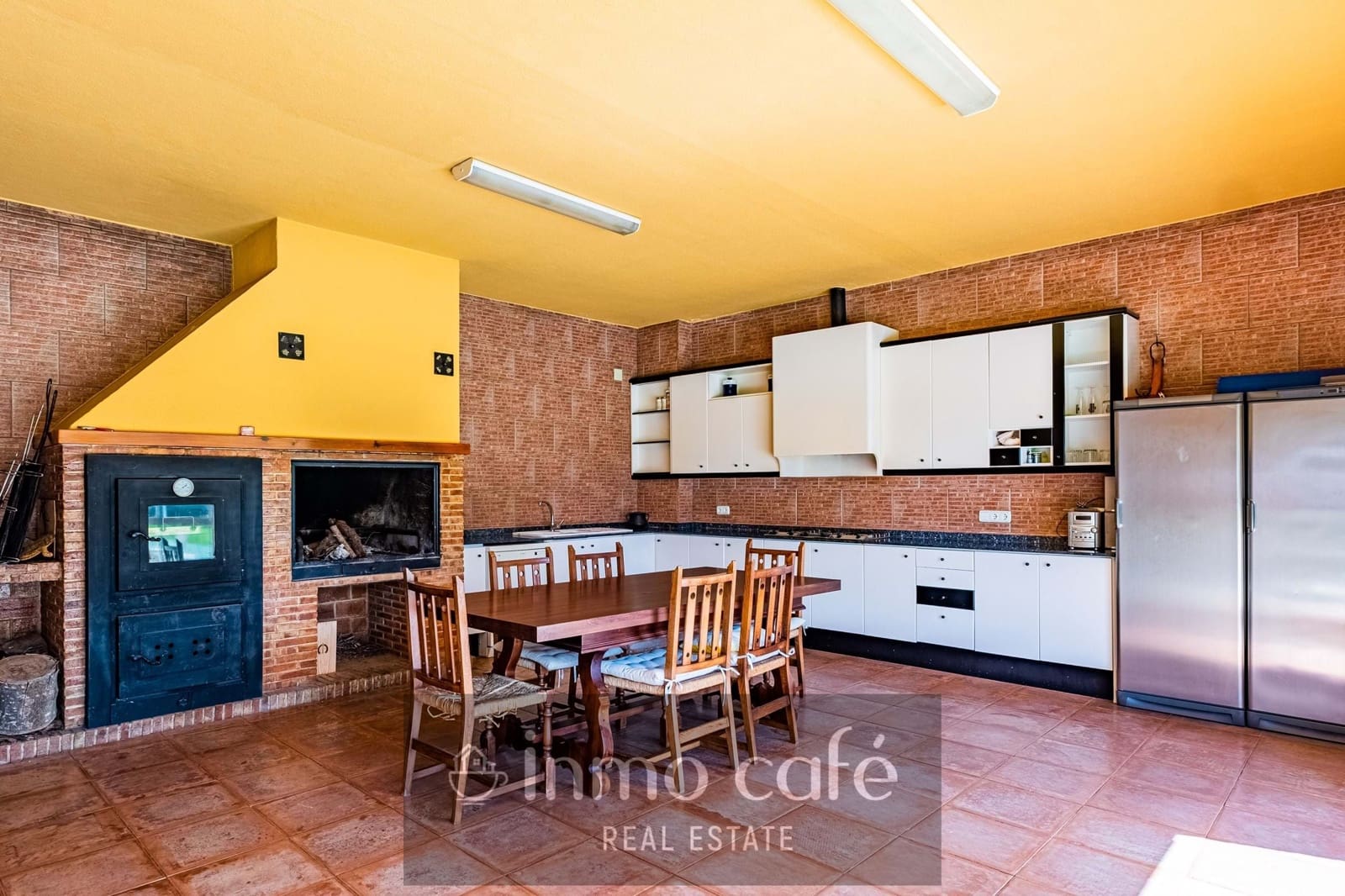 5 bedroom Villa for sale in Villena with pool garage - € 549,000 (Ref: 9650574)