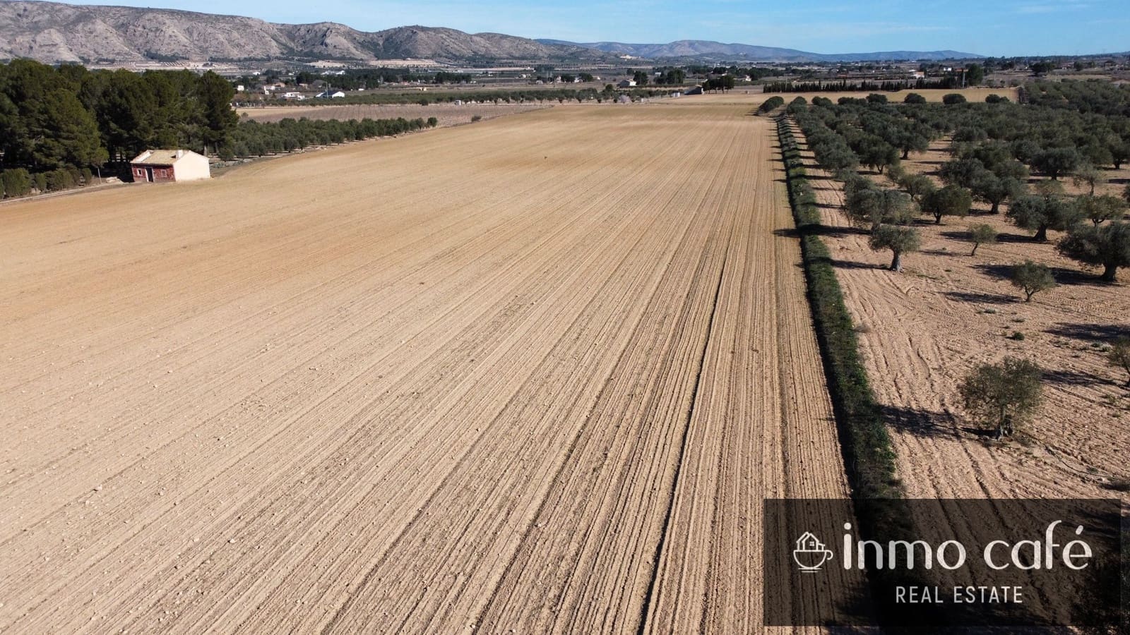 Grunde uden byggetilladelser til salg i Villena - € 170.000 (Ref: 9665467)