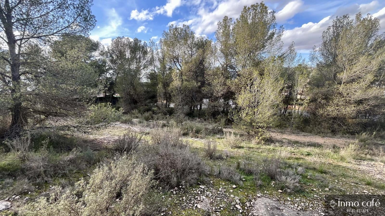 Byggegrund til salg i Canada - € 69.600 (Ref: 9786950)