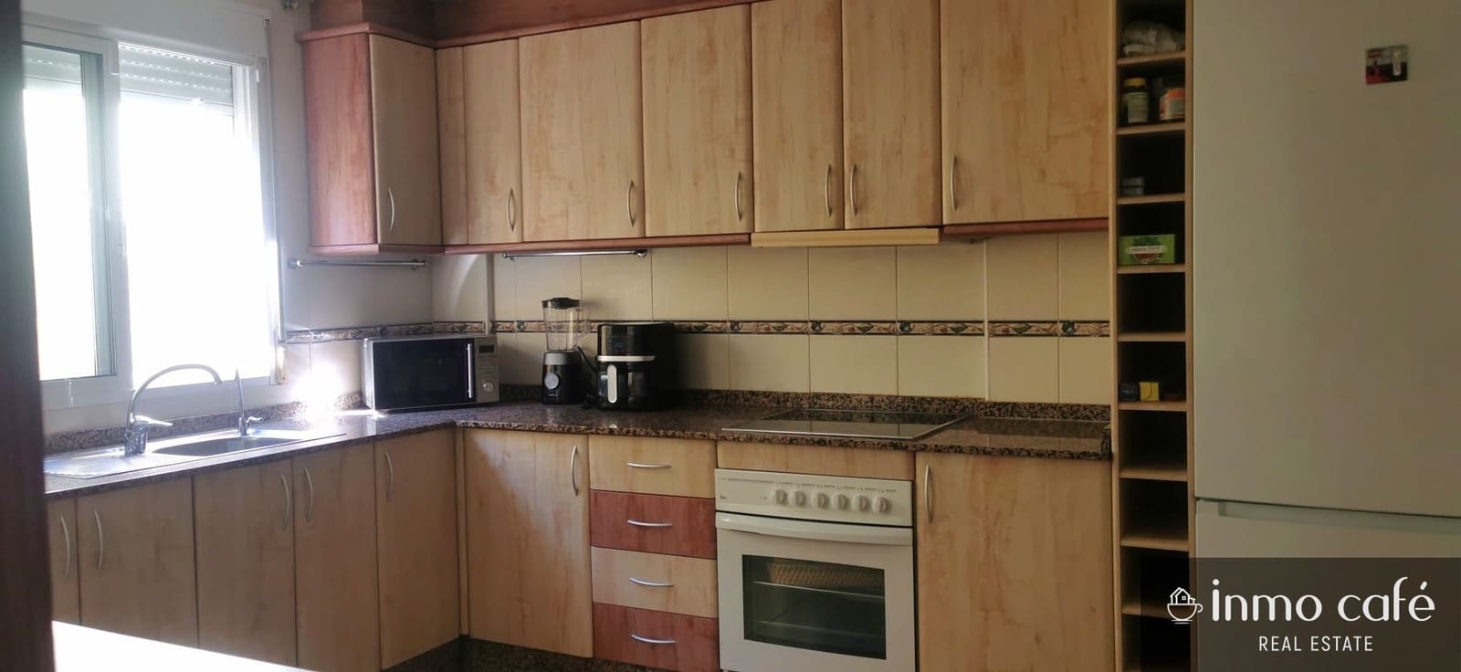 3 slaapkamer Halfvrijstaande villa te huur in Bigastro met garage - € 900 (Ref: 9786953)