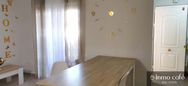 3 soveværelse Semi-Rækkehus til leje i Bigastro med garage - € 900 (Ref: 9786953)