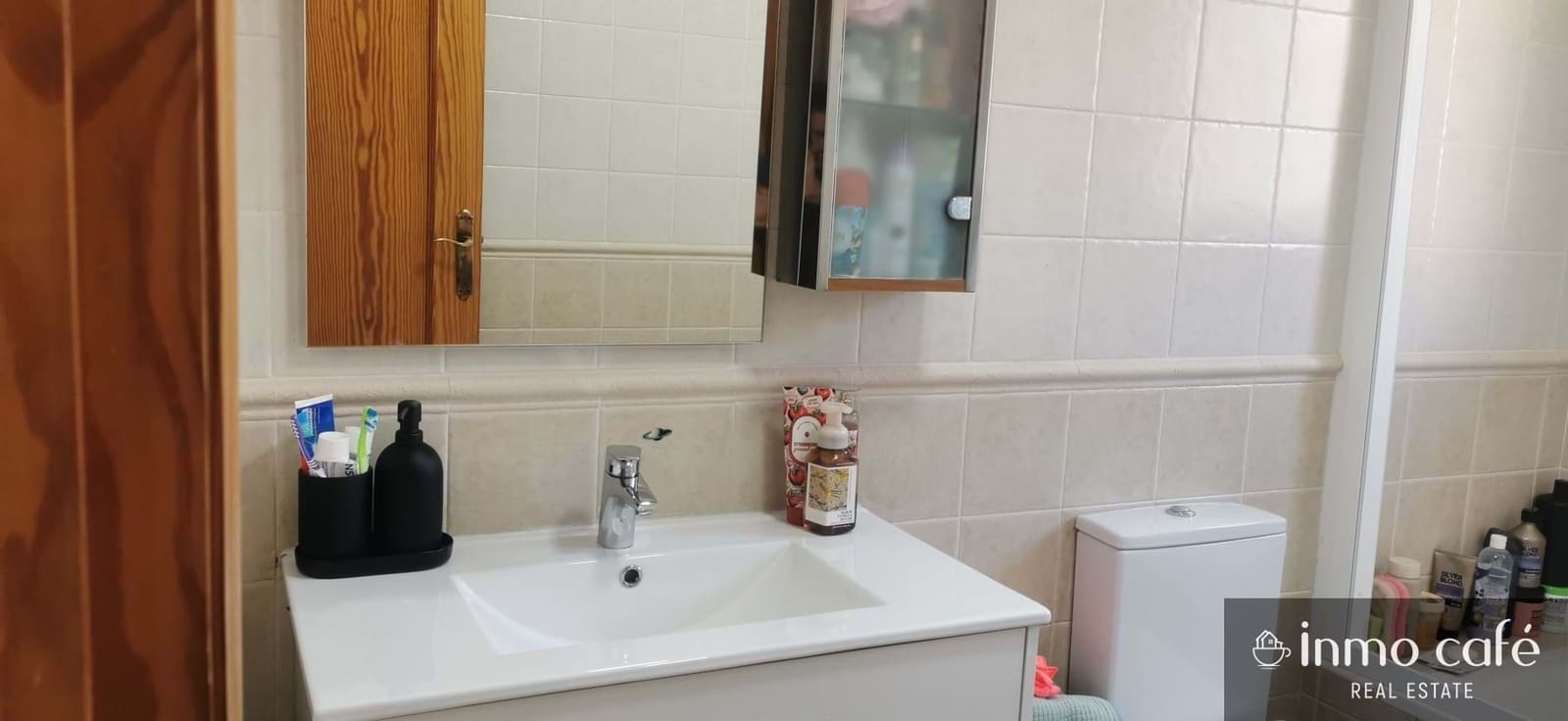 3 slaapkamer Halfvrijstaande villa te huur in Bigastro met garage - € 900 (Ref: 9786953)