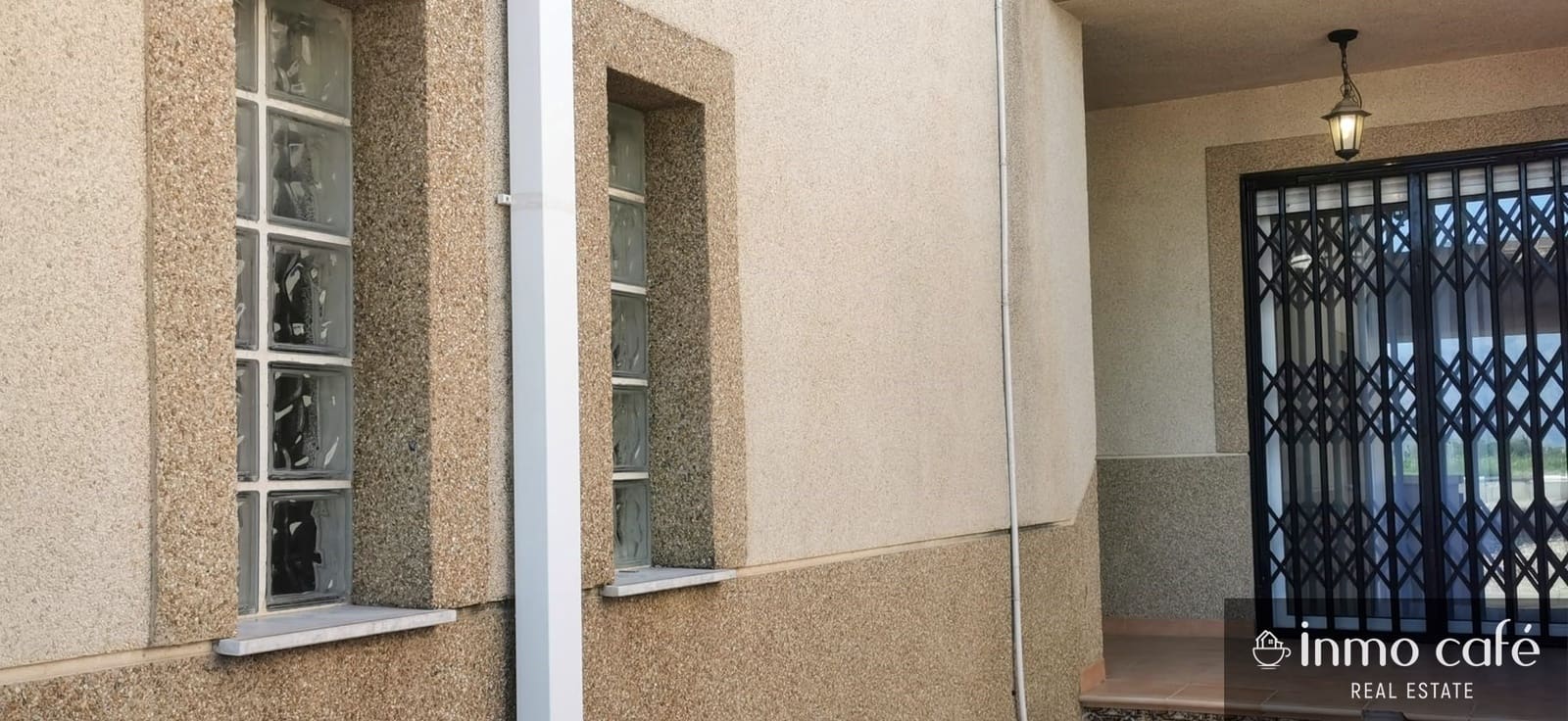 3 slaapkamer Halfvrijstaande villa te huur in Bigastro met garage - € 900 (Ref: 9786953)