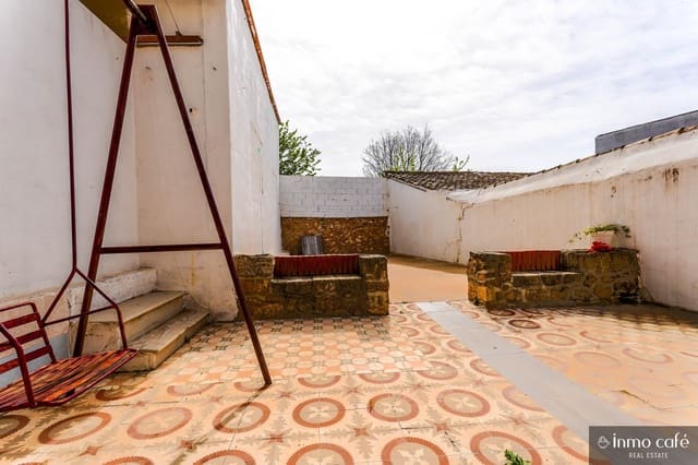 2 makuuhuone Omakotitalo myytävänä paikassa Montesa - 84 000 € (Ref: 9795759)