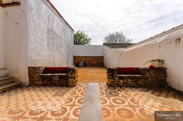 2 makuuhuone Omakotitalo myytävänä paikassa Montesa - 84 000 € (Ref: 9795759)