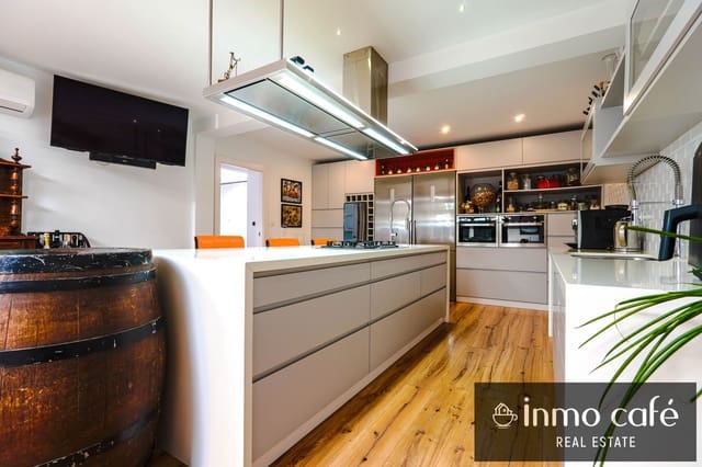 4 soveværelse Villa til salg i Torre de la Horadada, Pilar de la Horadada med swimmingpool garage - € 895.000 (Ref: 9825623)