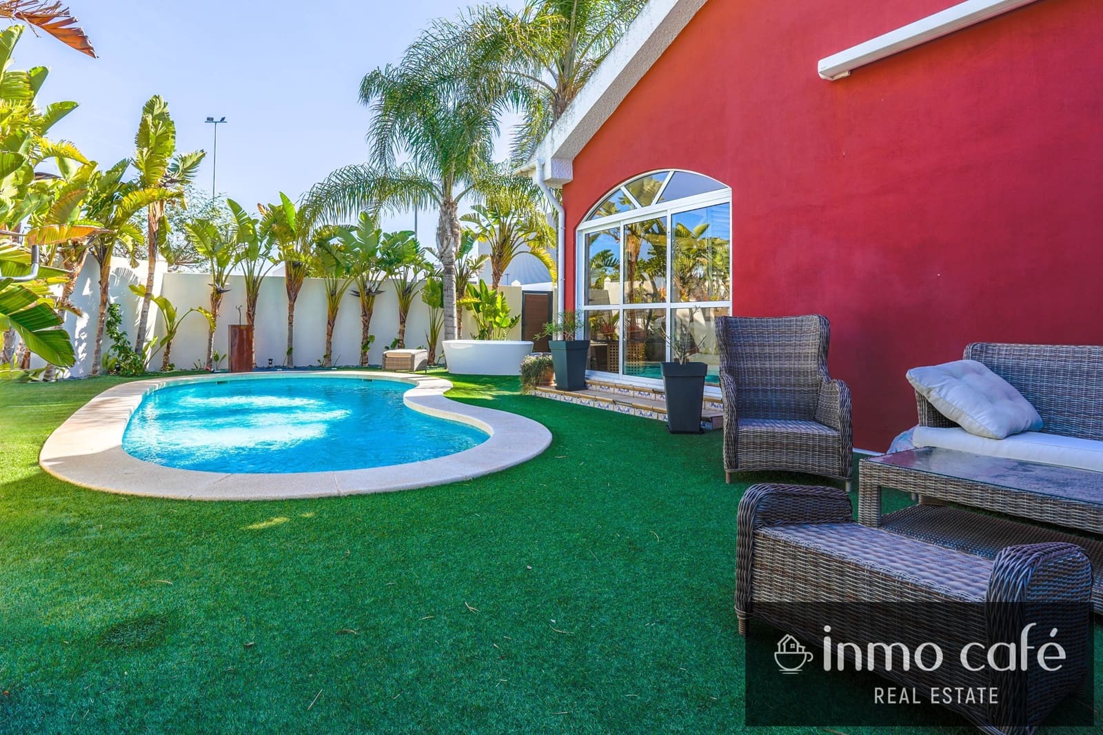 4 chambre Villa/Maison à vendre à Torre de la Horadada avec piscine garage - 895 000 € (Ref: 9825623)