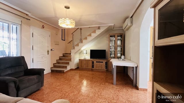 4 soverom Hus til salgs i Orihuela Costa, Orihuela med svømmebasseng garasje - € 280 000 (Ref: 9838471)