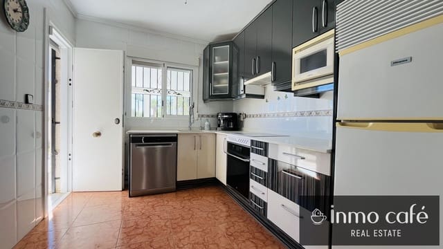 4 quarto Casa em Banda para venda em Orihuela Costa, Orihuela com piscina garagem - 280 000 € (Ref: 9838471)
