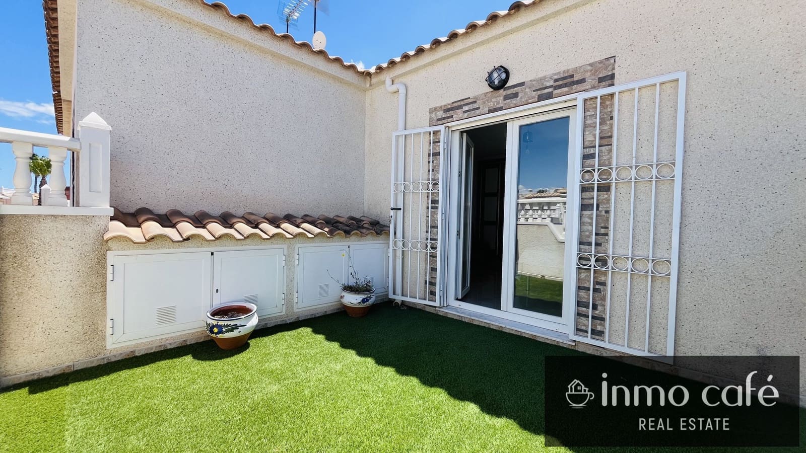 4 bedroom Townhouse for sale in Orihuela Costa with pool garage - € 280,000 (Ref: 9838471)