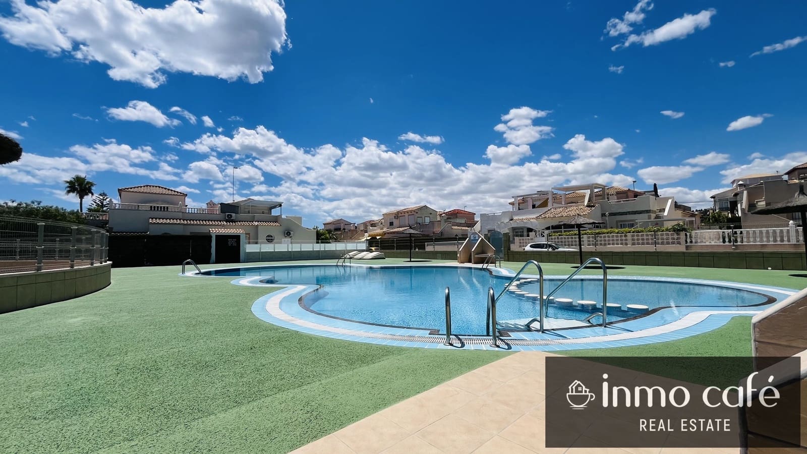 4 bedroom Townhouse for sale in Orihuela Costa with pool garage - € 280,000 (Ref: 9838471)