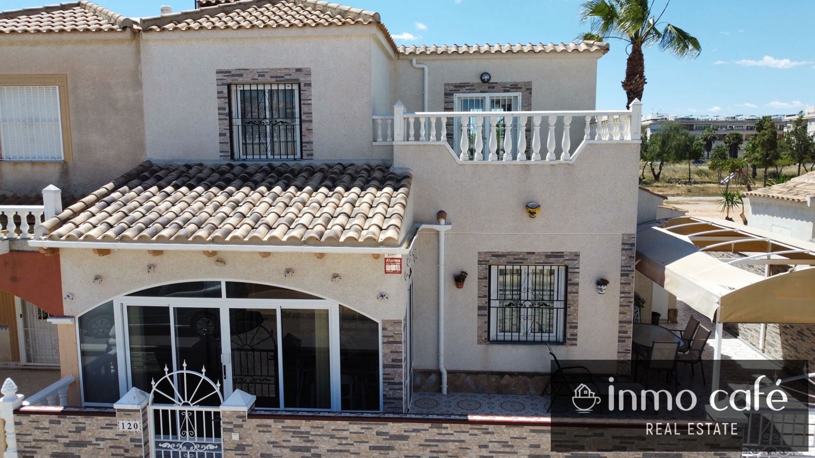 4 bedroom Townhouse for sale in Orihuela Costa with pool garage - € 280,000 (Ref: 9838471)