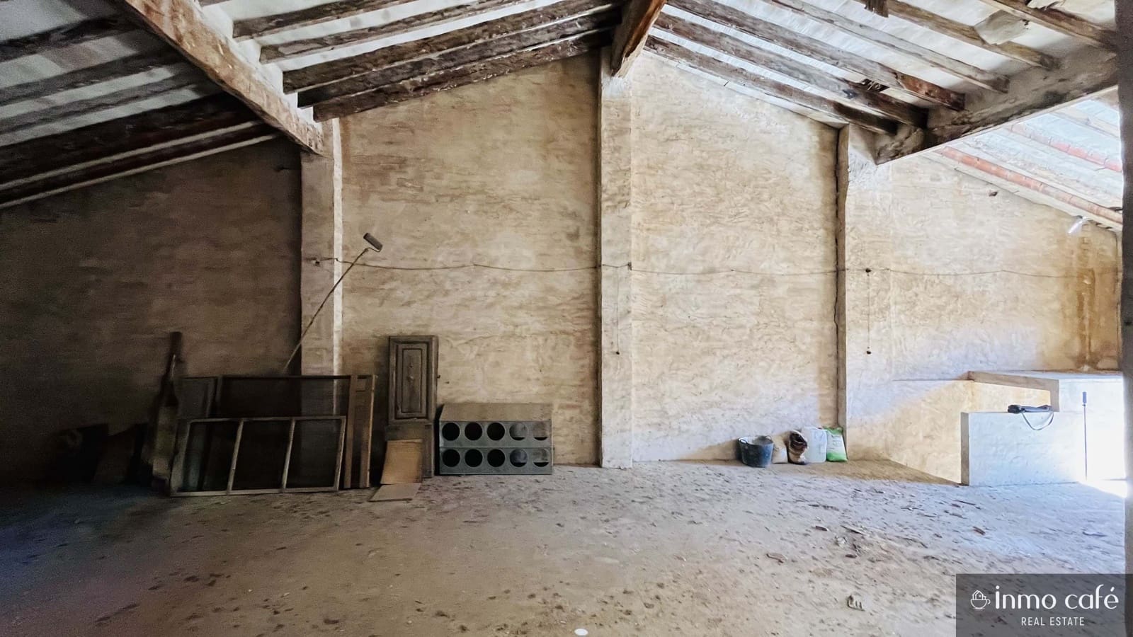 Townhouse for sale in Villena - € 185,000 (Ref: 9844439)