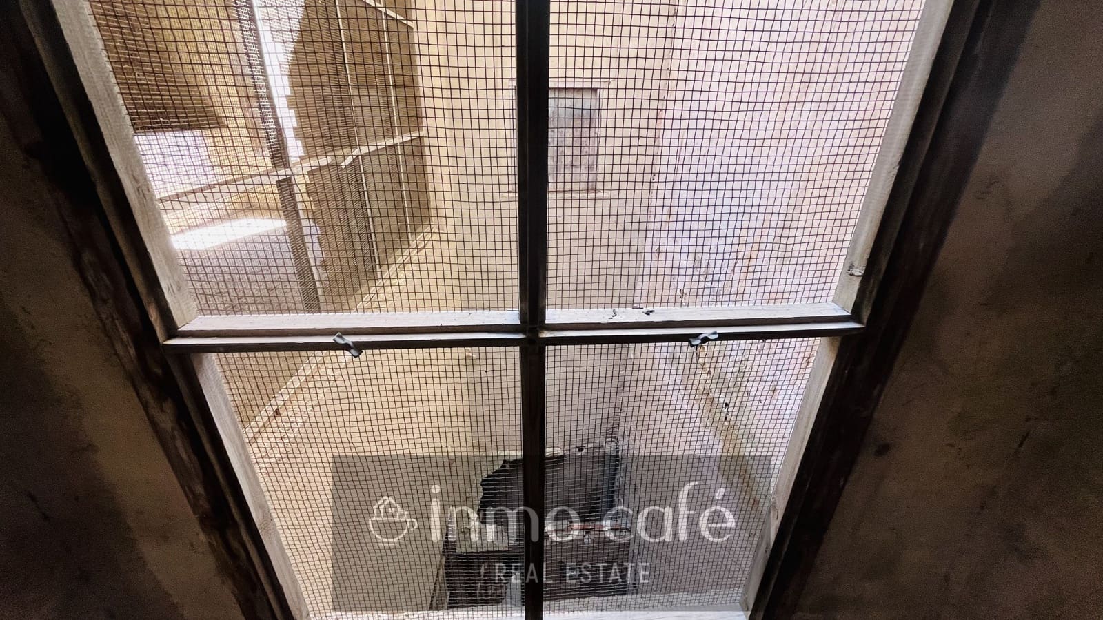 Townhouse for sale in Villena - € 185,000 (Ref: 9844439)