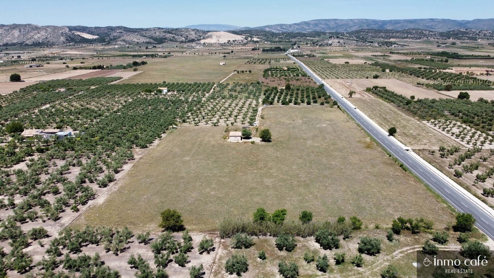 Undeveloped Land for sale in Biar - € 95,000 (Ref: 9844786)