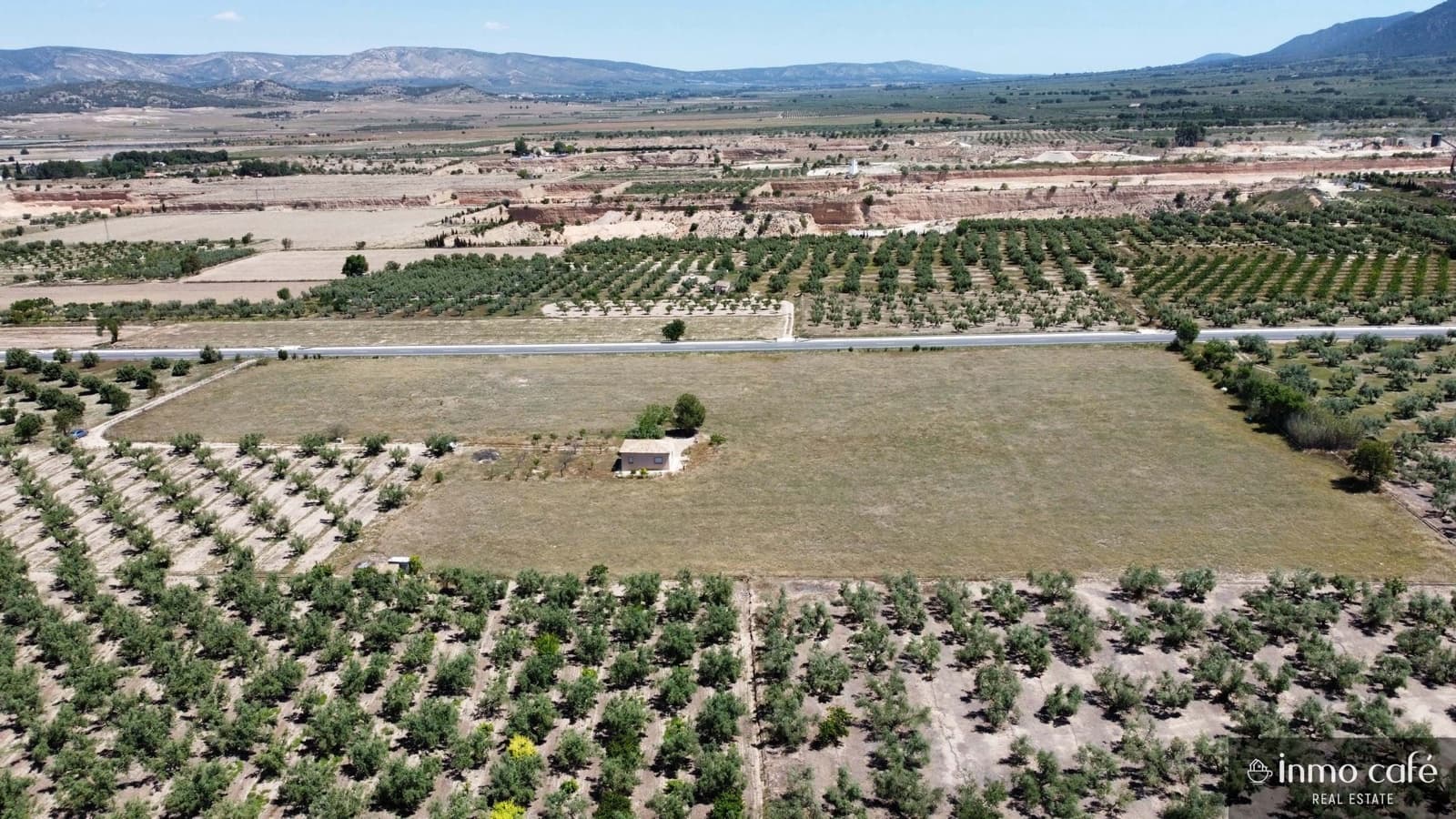 Undeveloped Land for sale in Biar - € 95,000 (Ref: 9844786)