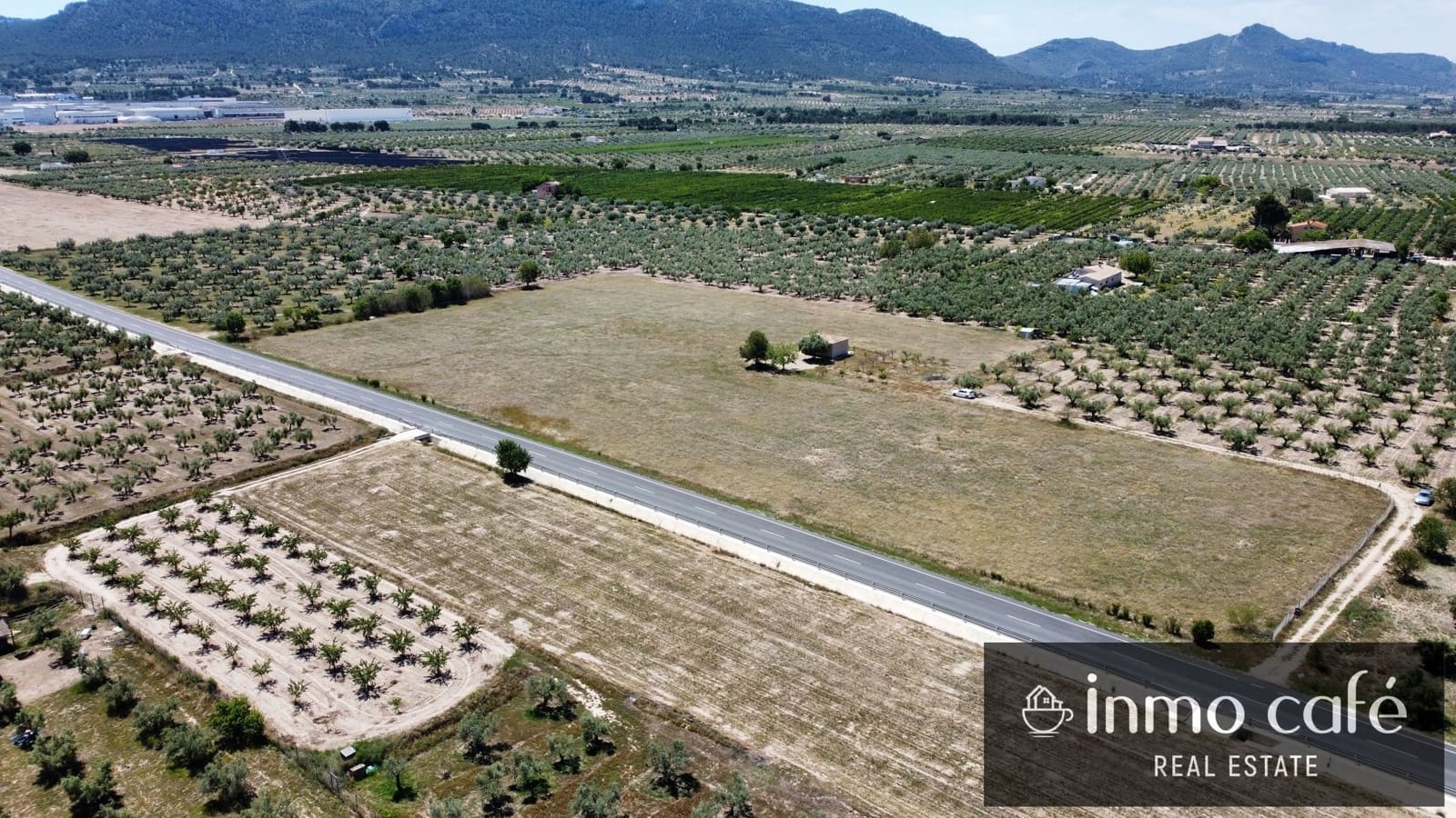 Mark till salu i Biar - 95 000 € (Ref: 9844786)