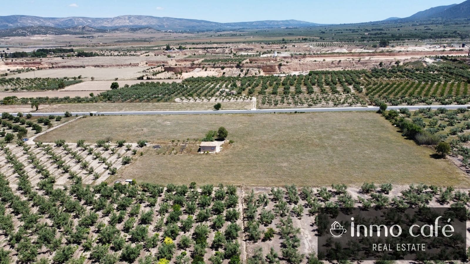 Mark till salu i Biar - 95 000 € (Ref: 9844786)