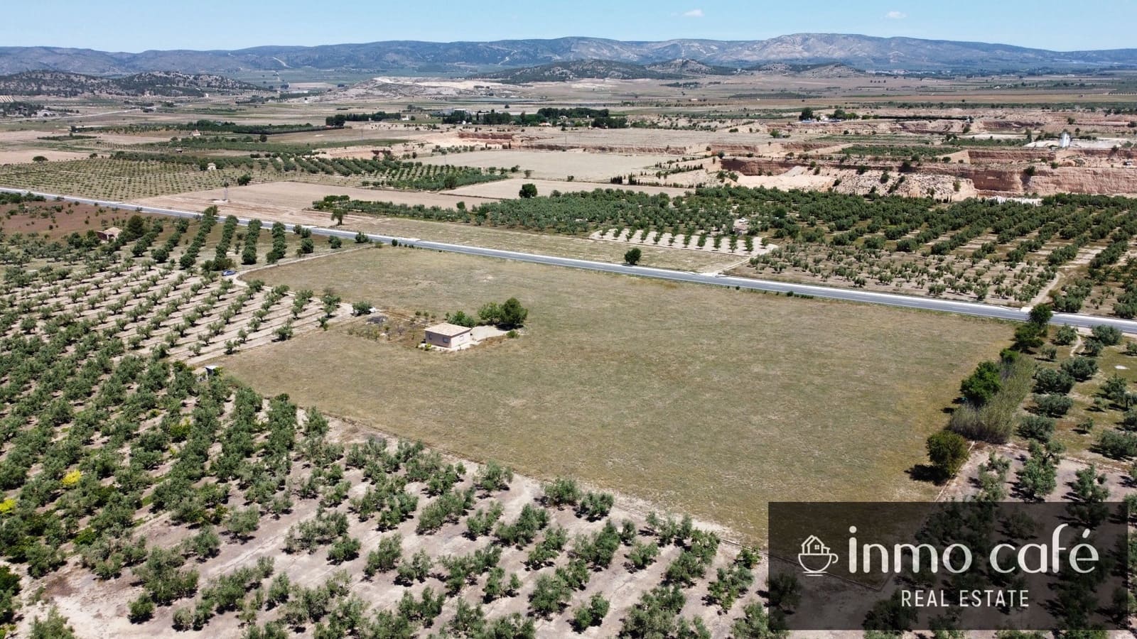 Mark till salu i Biar - 95 000 € (Ref: 9844786)