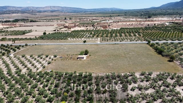 Ubebygd land til salgs i Biar - € 95 000 (Ref: 9844786)