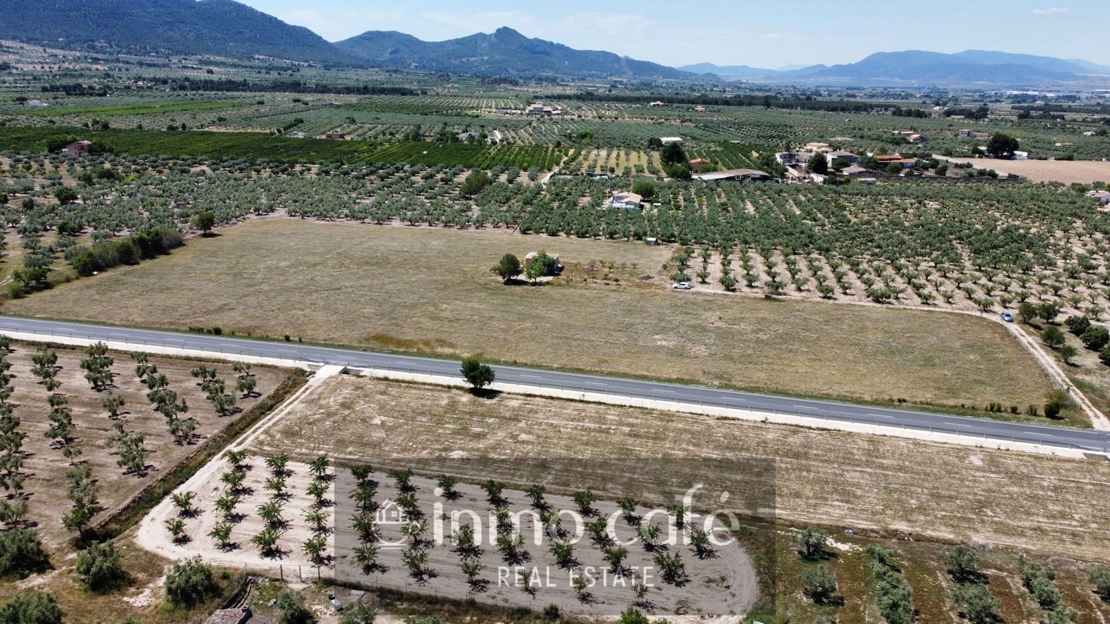 Mark till salu i Biar - 95 000 € (Ref: 9844786)