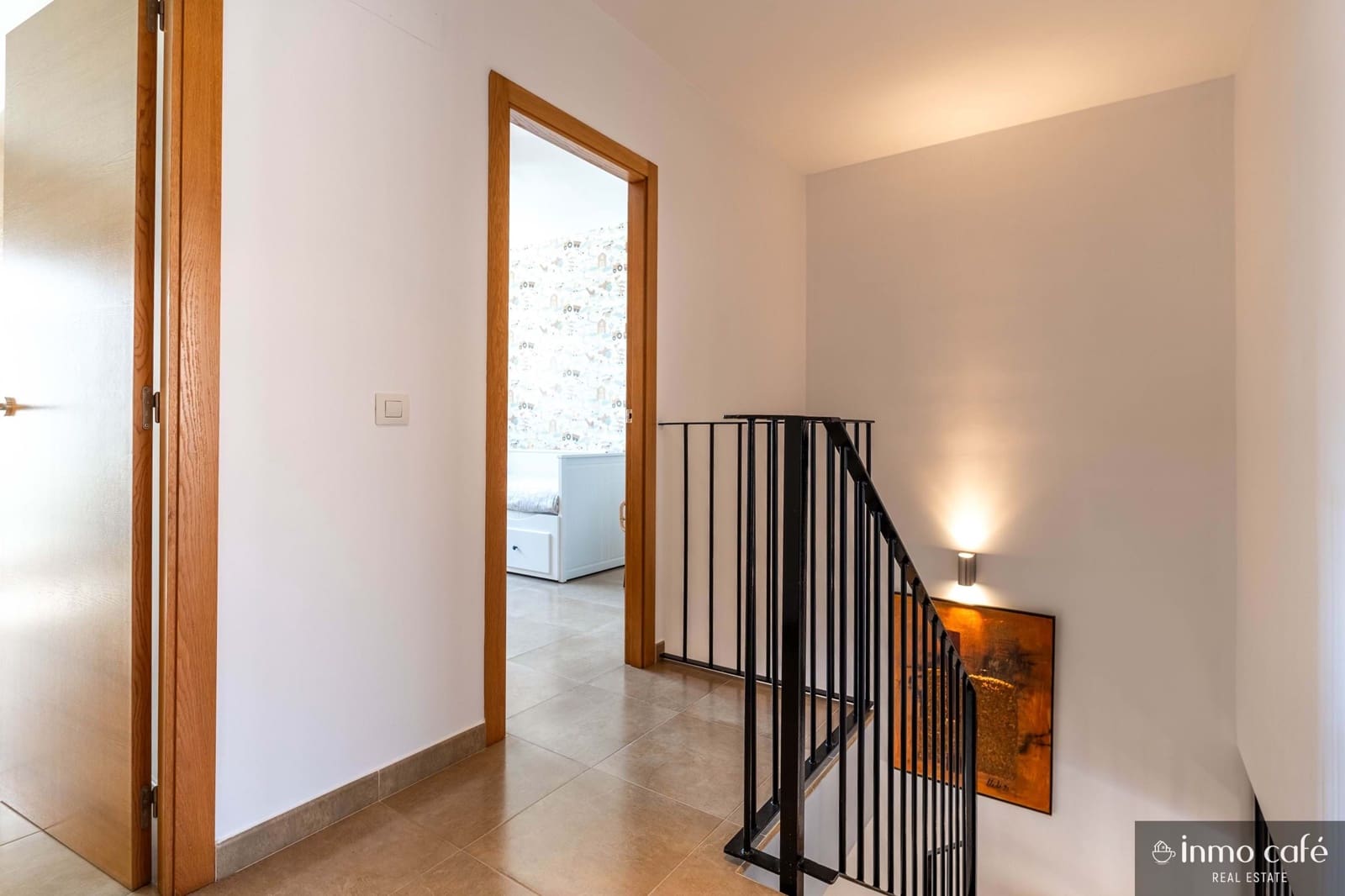 3 bedroom Townhouse for sale in Sellent with garage - € 180,000 (Ref: 9848187)