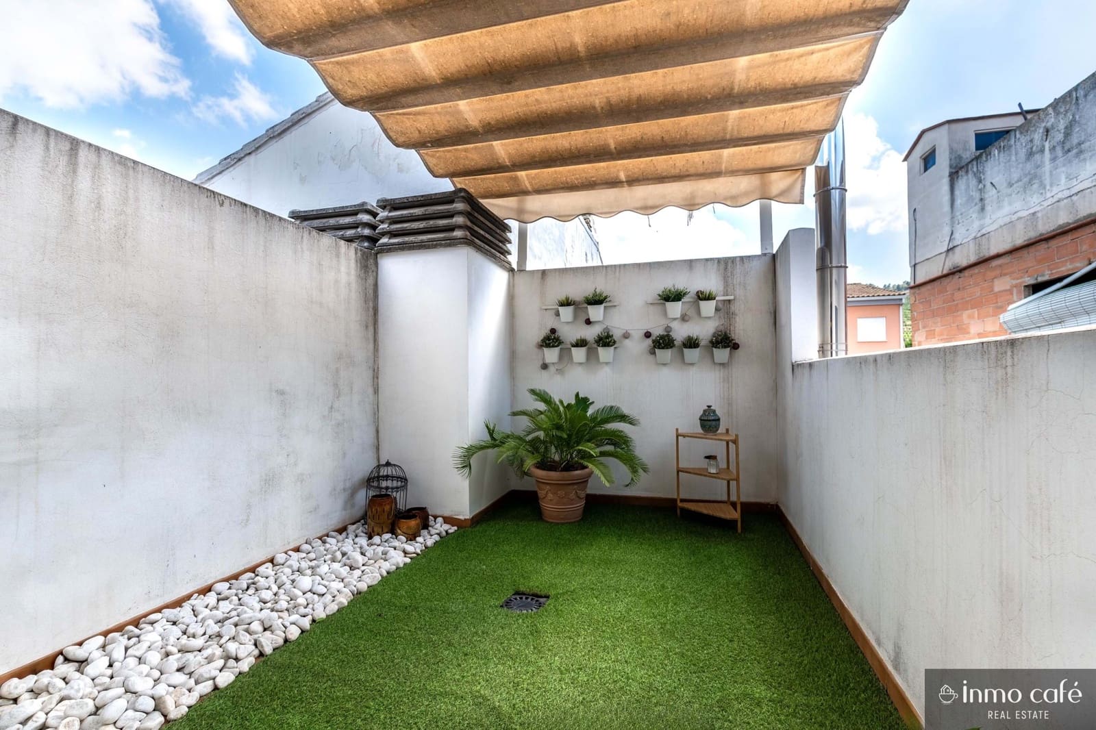 3 bedroom Townhouse for sale in Sellent with garage - € 180,000 (Ref: 9848187)