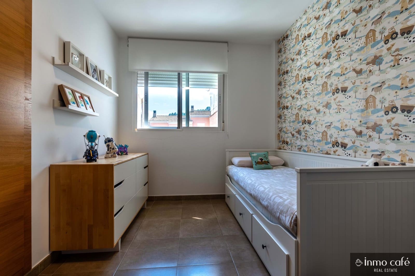 3 bedroom Townhouse for sale in Sellent with garage - € 180,000 (Ref: 9848187)