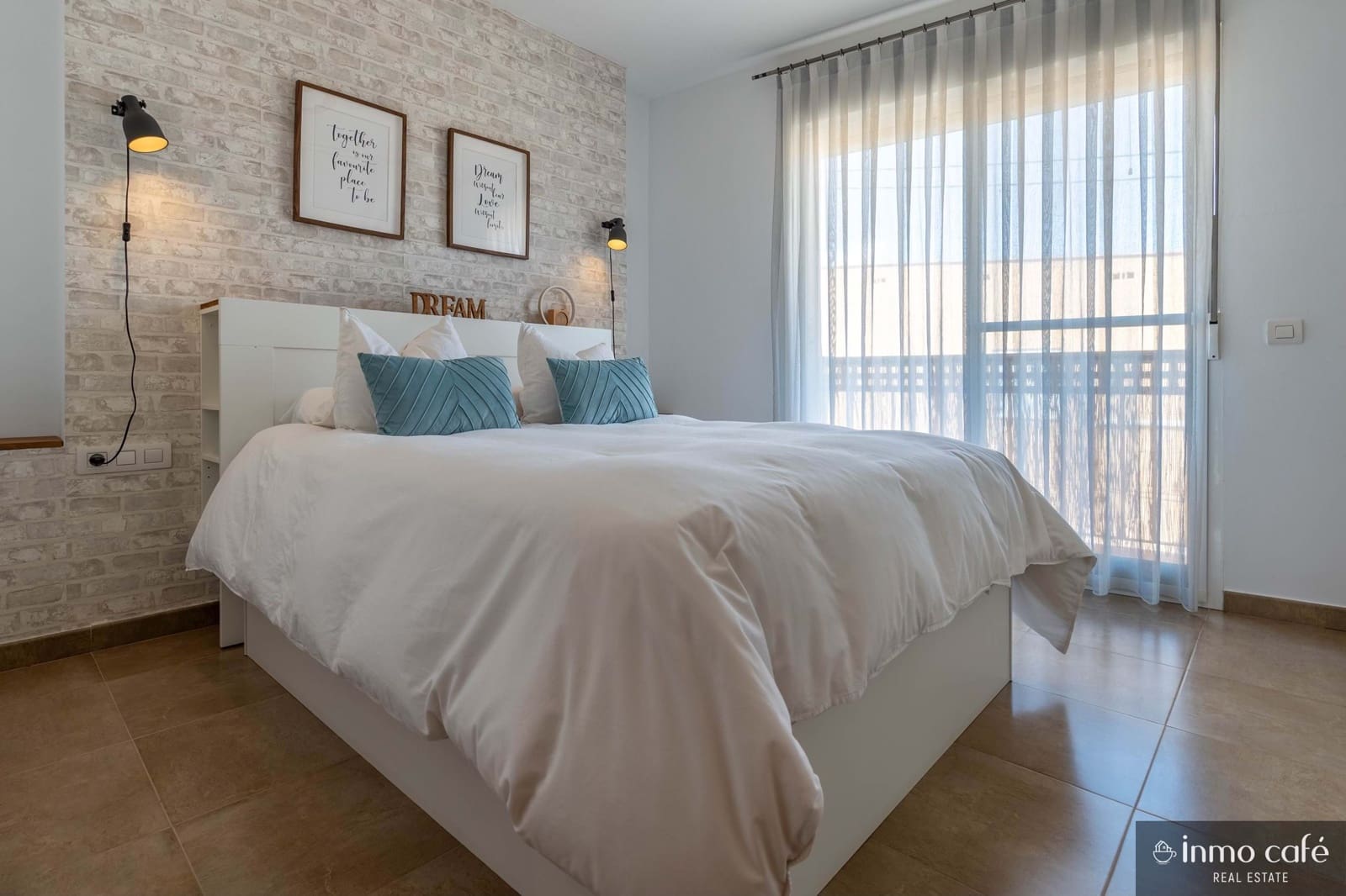 3 bedroom Townhouse for sale in Sellent with garage - € 180,000 (Ref: 9848187)