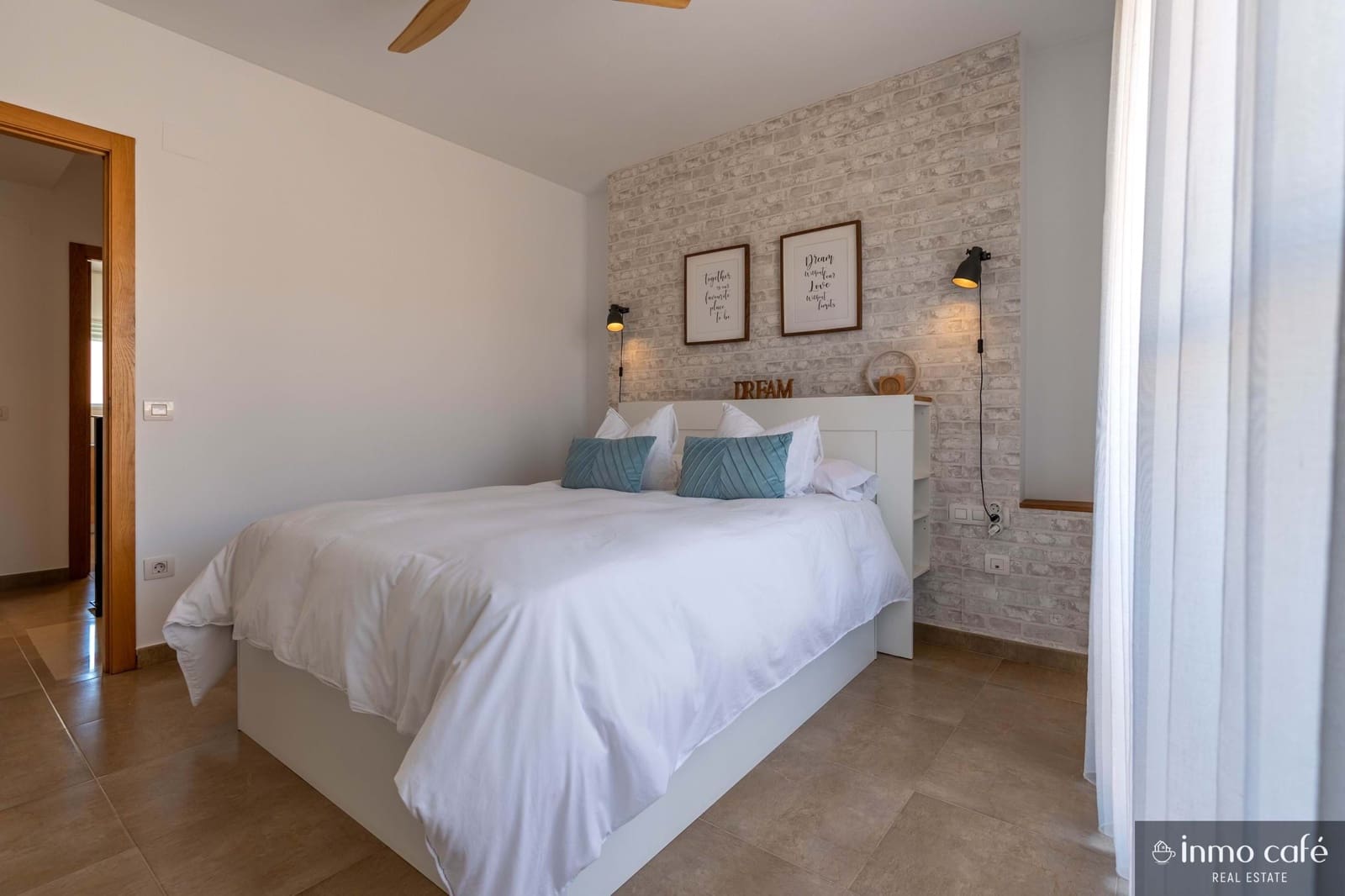 3 bedroom Townhouse for sale in Sellent with garage - € 180,000 (Ref: 9848187)