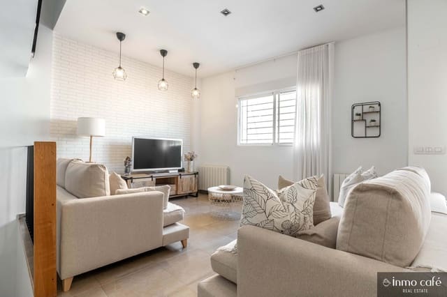 3 bedroom Townhouse for sale in Sellent with garage - € 180,000 (Ref: 9848187)
