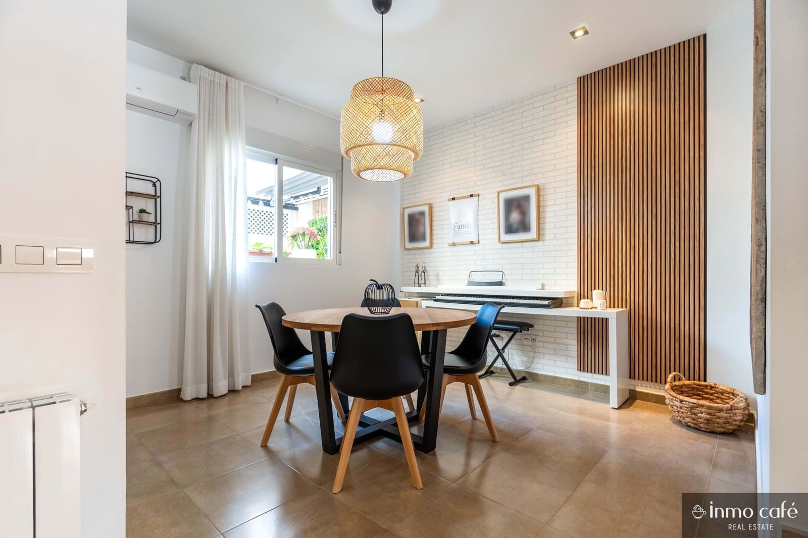 3 bedroom Townhouse for sale in Sellent with garage - € 180,000 (Ref: 9848187)